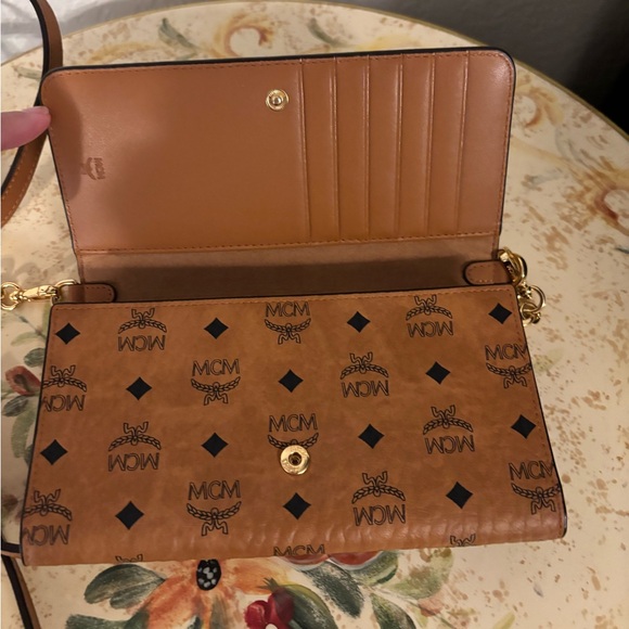 MCM Wallet Crossbody Bag with Gold Chain - Picture 3 of 4